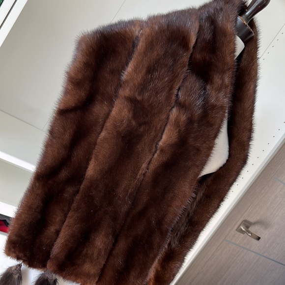 Quality Guaranteed Alaska mink U. S. A. - Picture 6 of 16